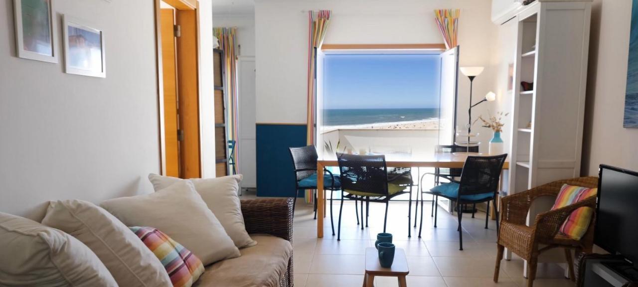 Apartment At Praia Paredes De Vitoria By Book Yourholiday Pt パタイアス エクステリア 写真